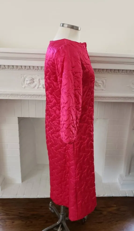 1960s Hot Pink Quilted Lounger robe / 60s A line Boudoir Jacket Zip Up Tassel Dela-Ann / Medium