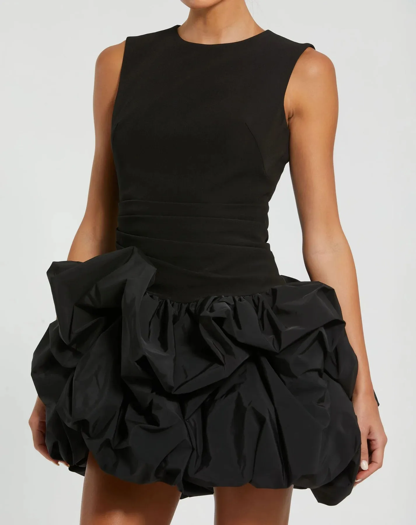20709 MAC DUGGAL