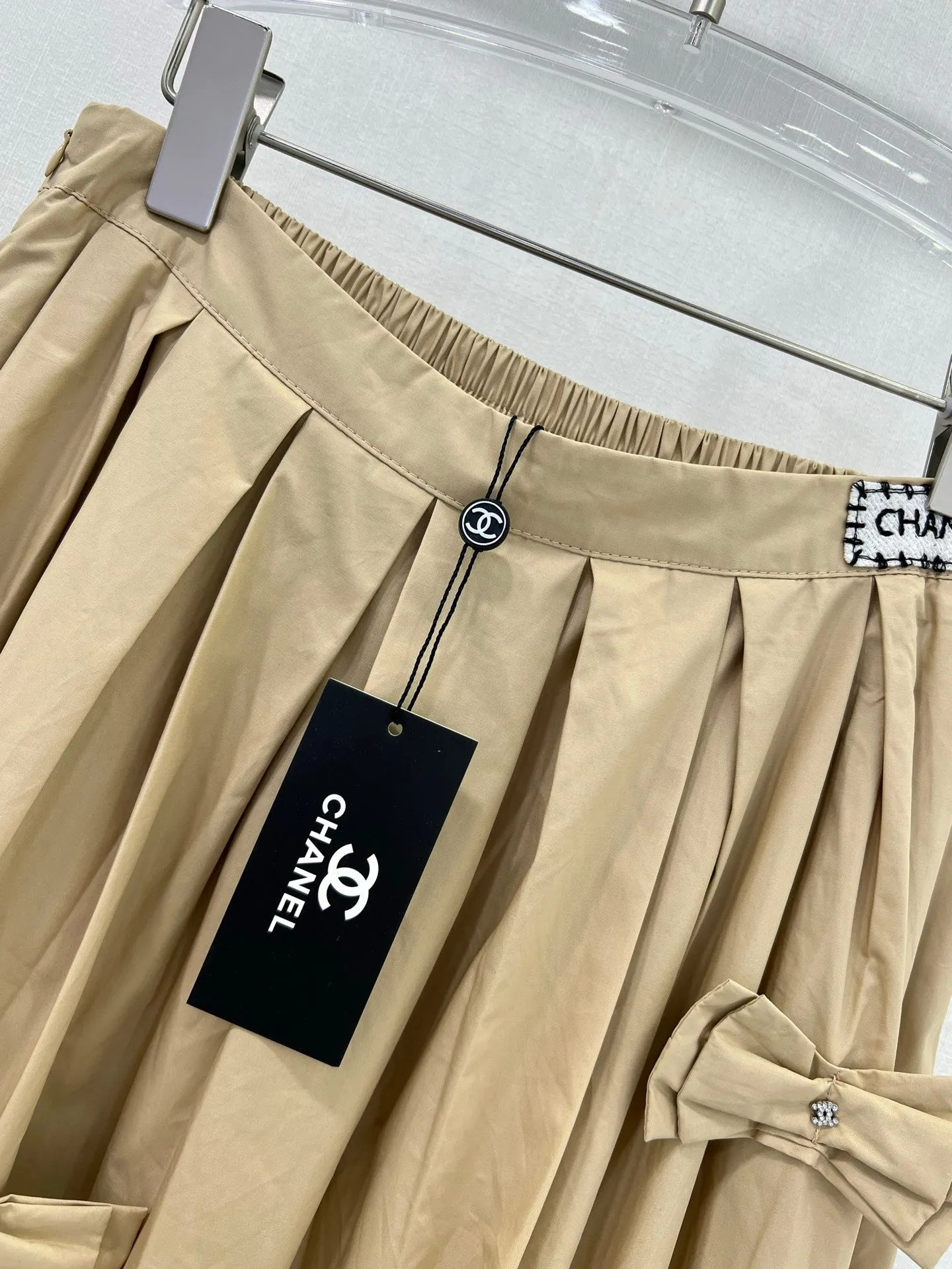 CH 25 new pleated skirt