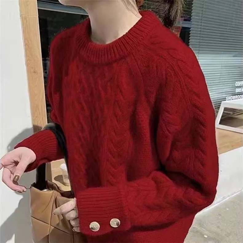 Chunky Knit Retro Cuffed Sweater by WOLFFMODE