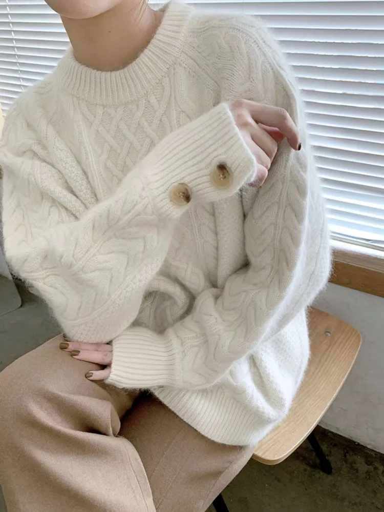 Chunky Knit Retro Cuffed Sweater by WOLFFMODE