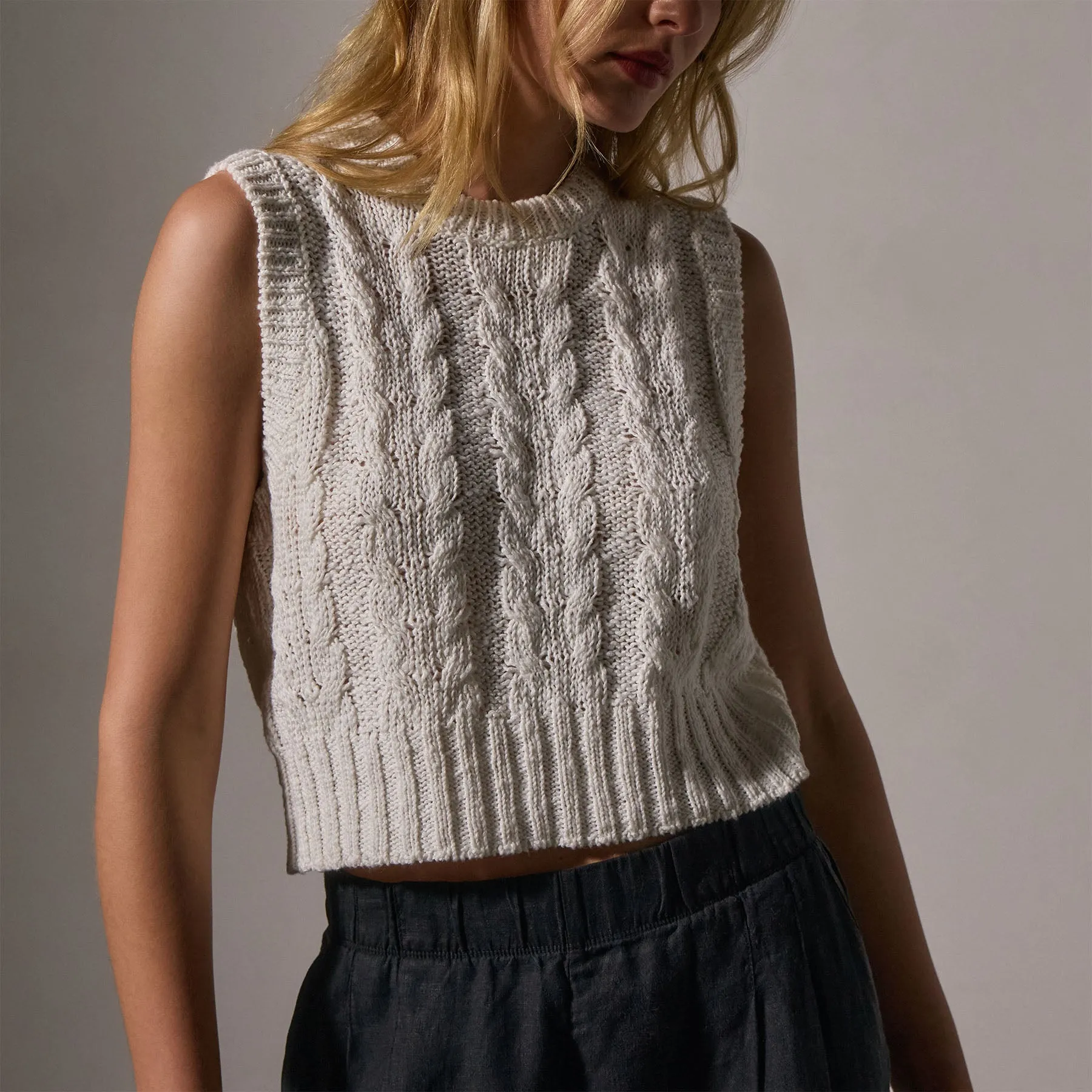 Cotton Linen Cable Knit Vest - White