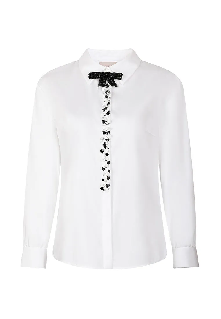Cotton top with amphibole decoration