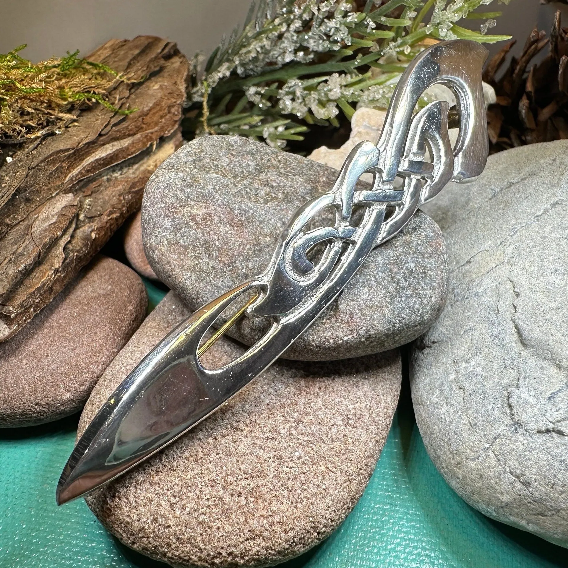 Evenflow Celtic Kilt Pin
