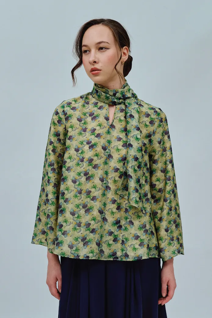 Gallery Bow Blouse in Floral