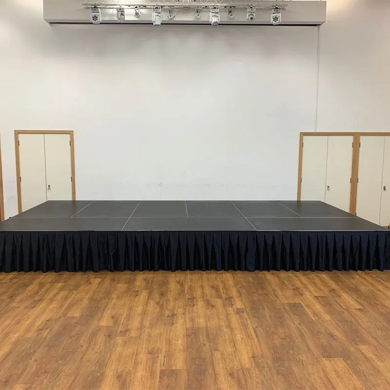 Global Truss GT Stage Deck Polyester Skirt 105 x 60cm Pleated