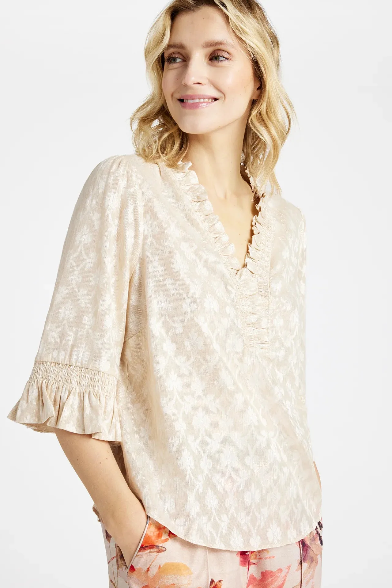 Gustav Marilou Jacquard Print V-Neck Blouse