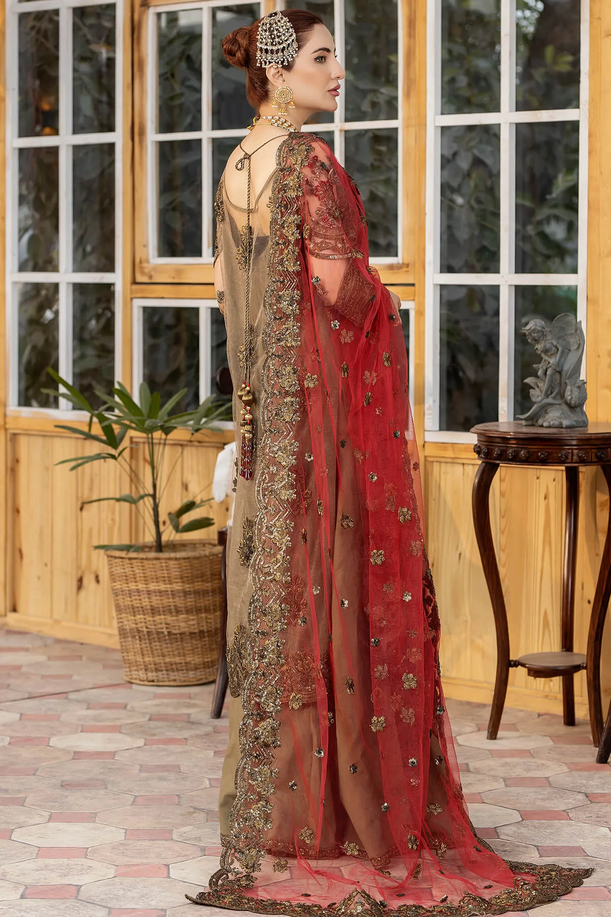Lavish Designer Pakistani Salwar Kameez Embroidered Pakistani Party Dress