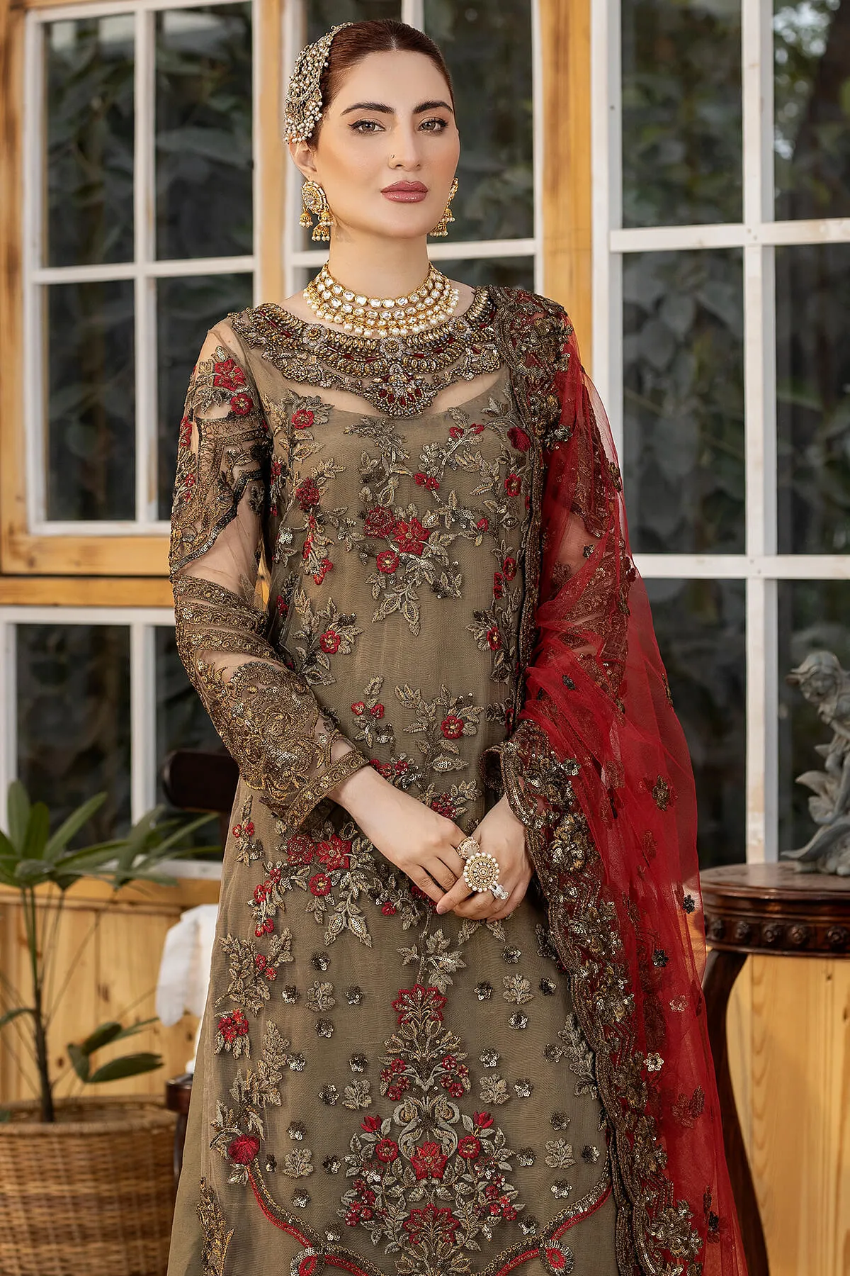 Lavish Designer Pakistani Salwar Kameez Embroidered Pakistani Party Dress