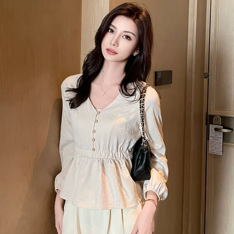 Lightweight Long Sleeve Blouse with V-Neck and Beautiful Broderie
