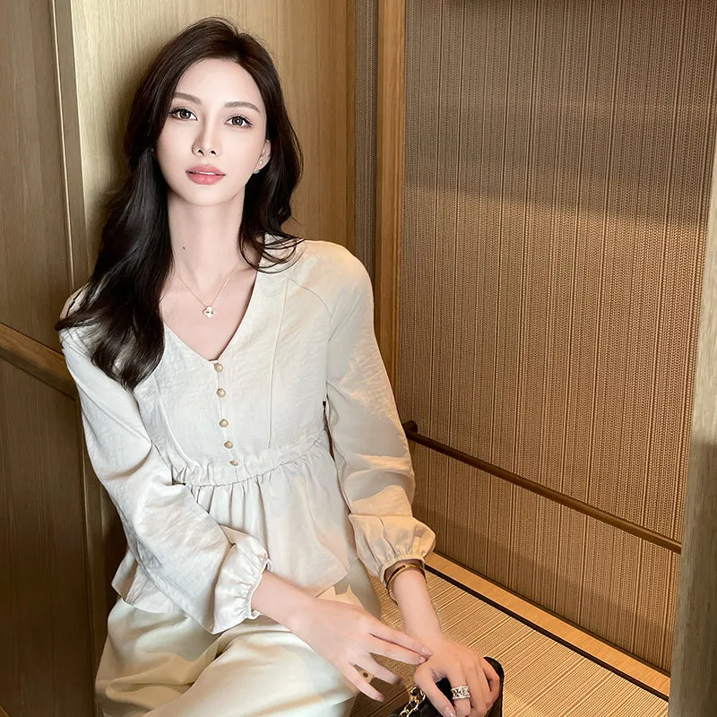 Lightweight Long Sleeve Blouse with V-Neck and Beautiful Broderie