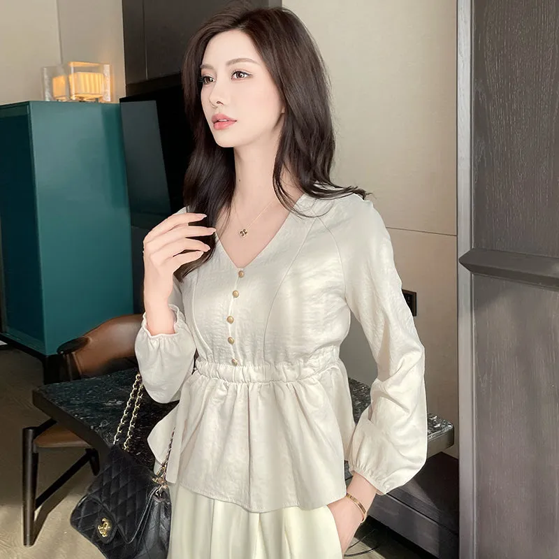 Lightweight Long Sleeve Blouse with V-Neck and Beautiful Broderie