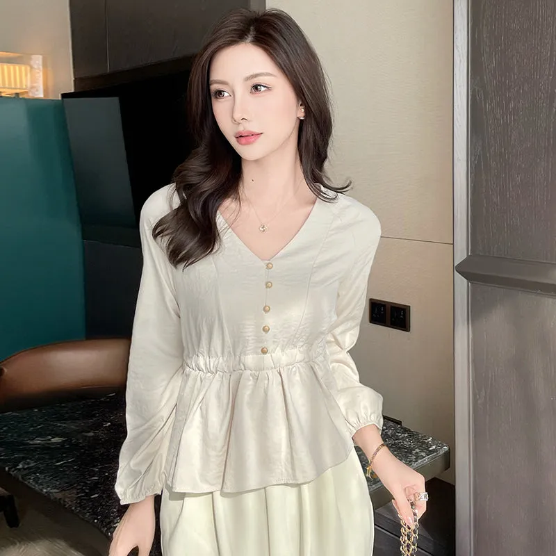 Lightweight Long Sleeve Blouse with V-Neck and Beautiful Broderie