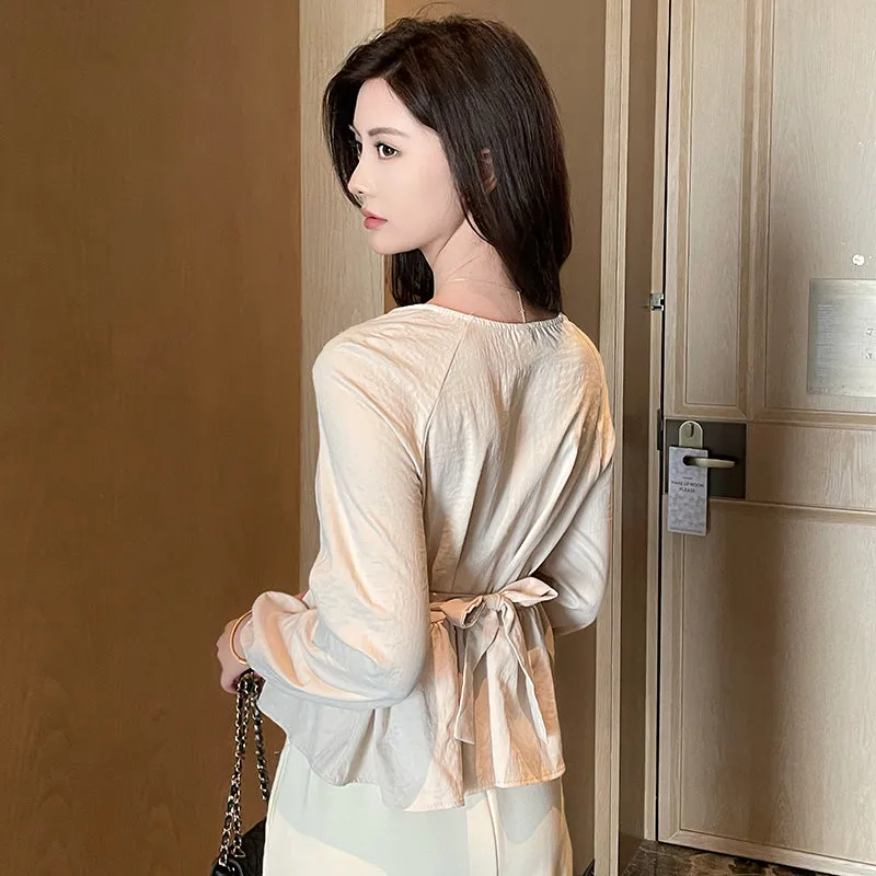 Lightweight Long Sleeve Blouse with V-Neck and Beautiful Broderie