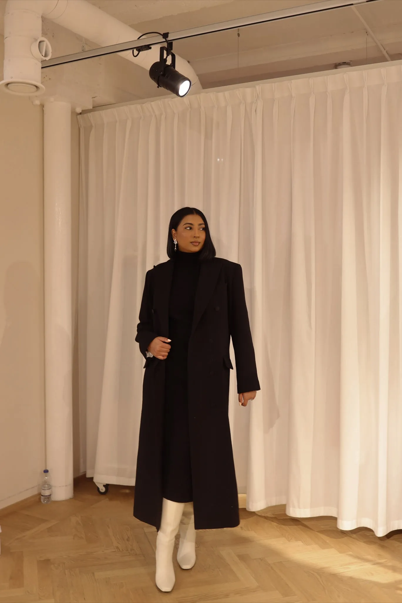 London Duster Coat in Onyx Black