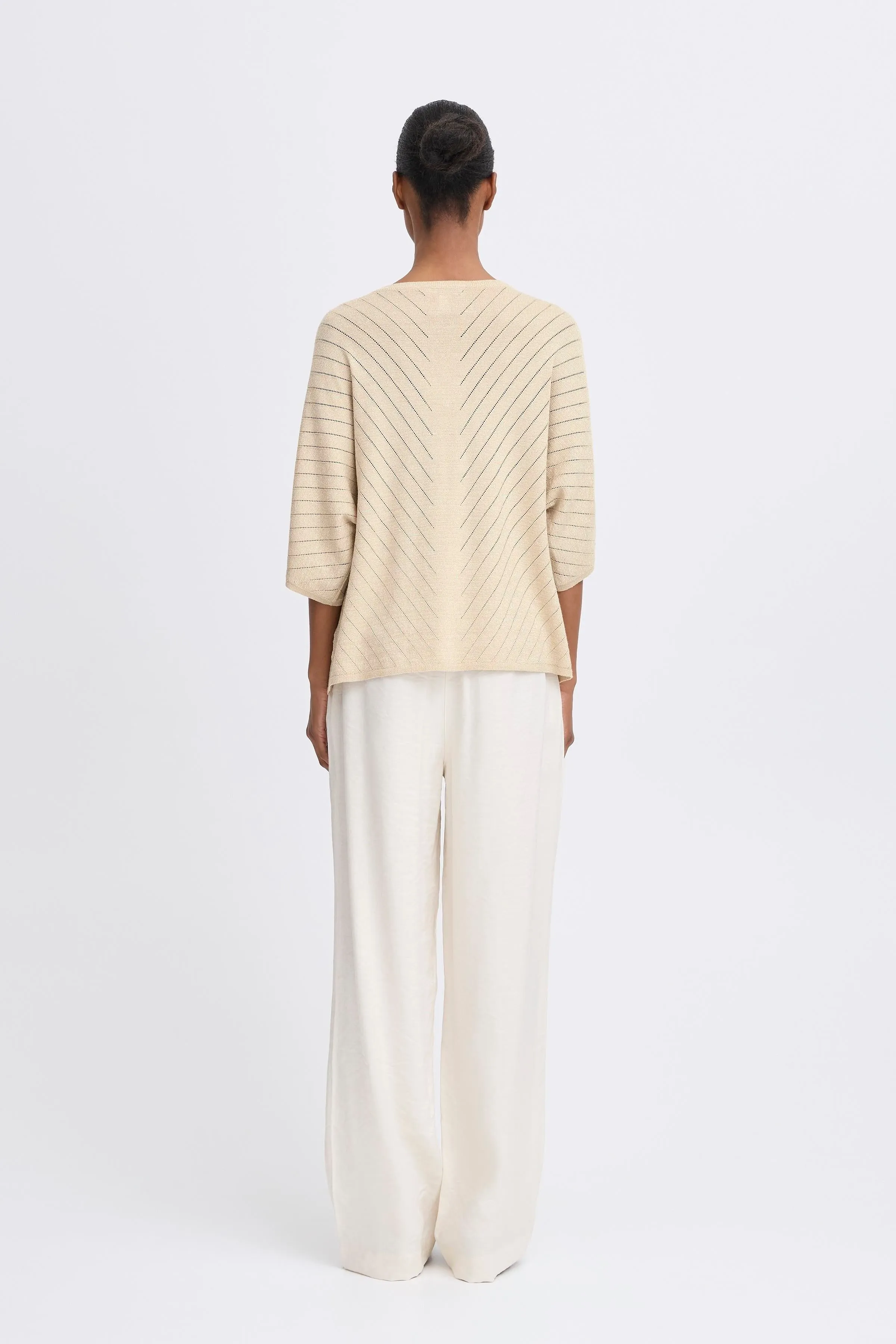 Mobbe V Neck Jumper | Frosted Almond