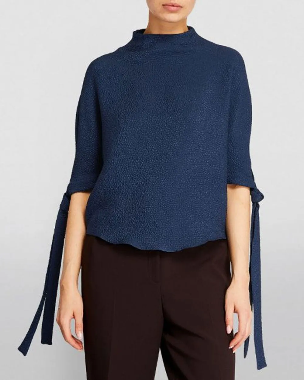 Navy Flou Bubble Jacquard Pedernal Top