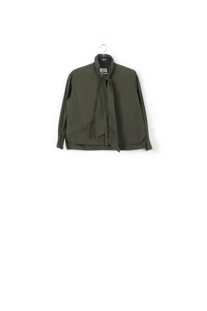 Pussy bow collar shirt