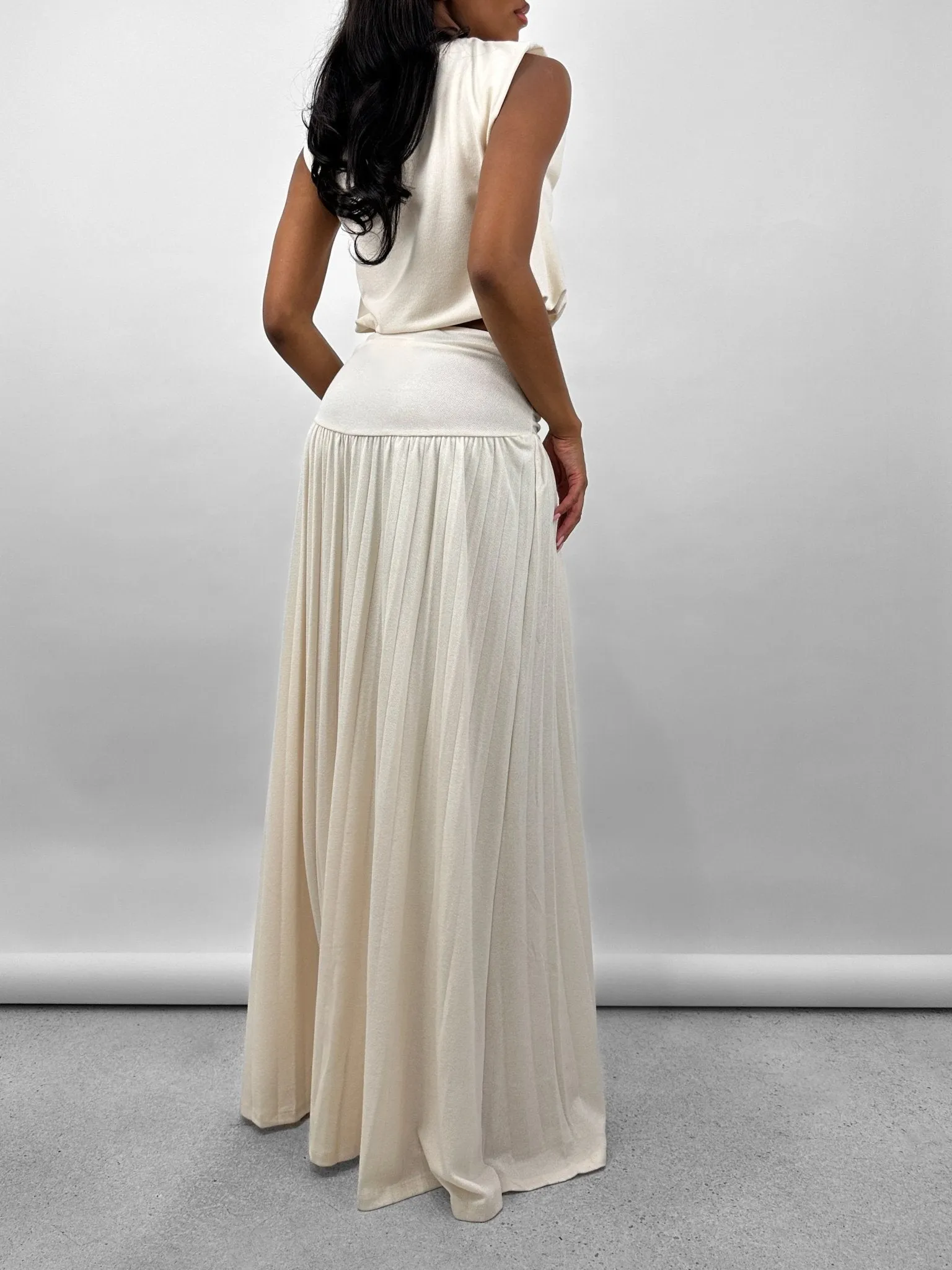 Ruche Waist Pleated Maxi Skirt