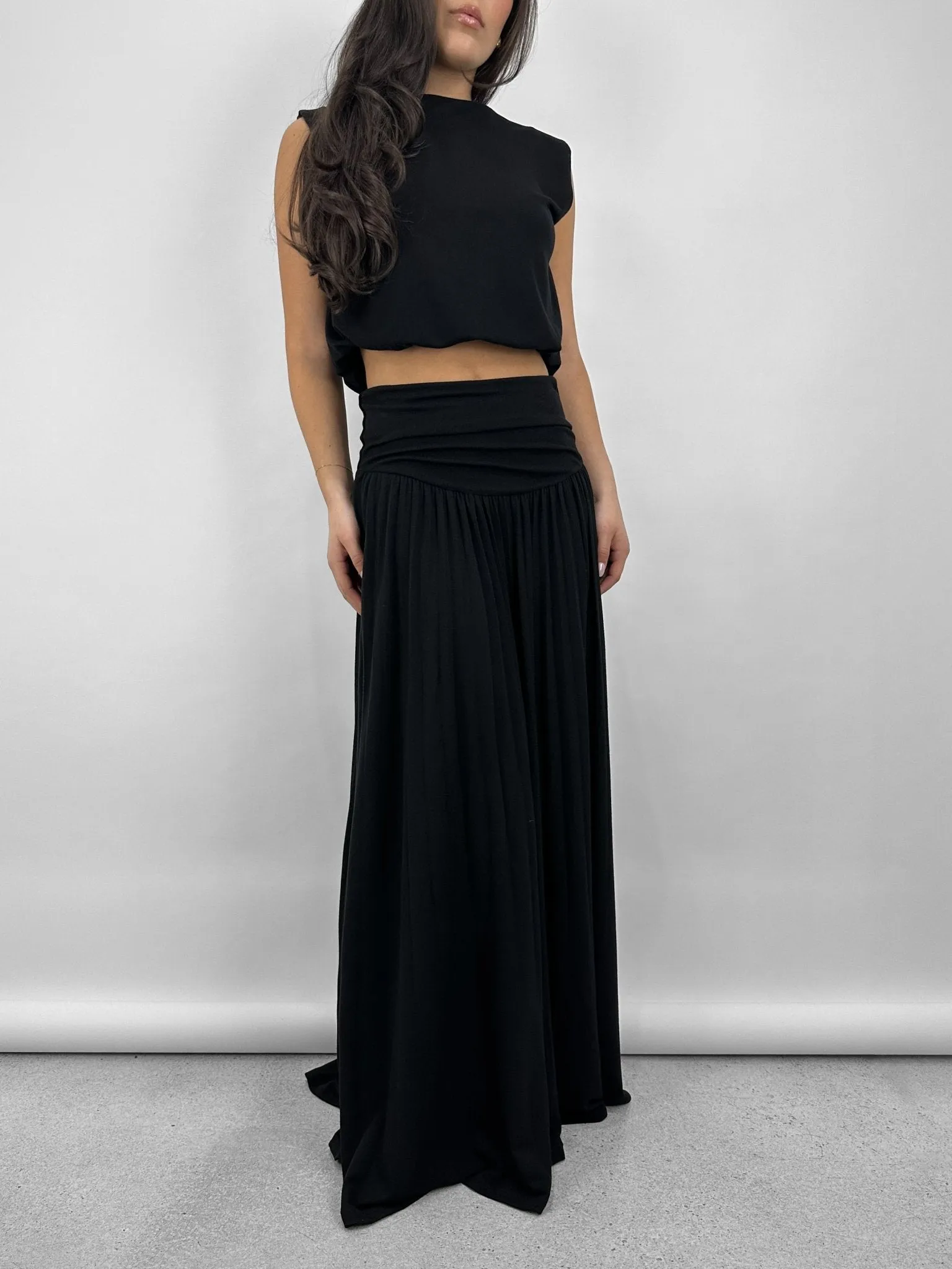Ruche Waist Pleated Maxi Skirt