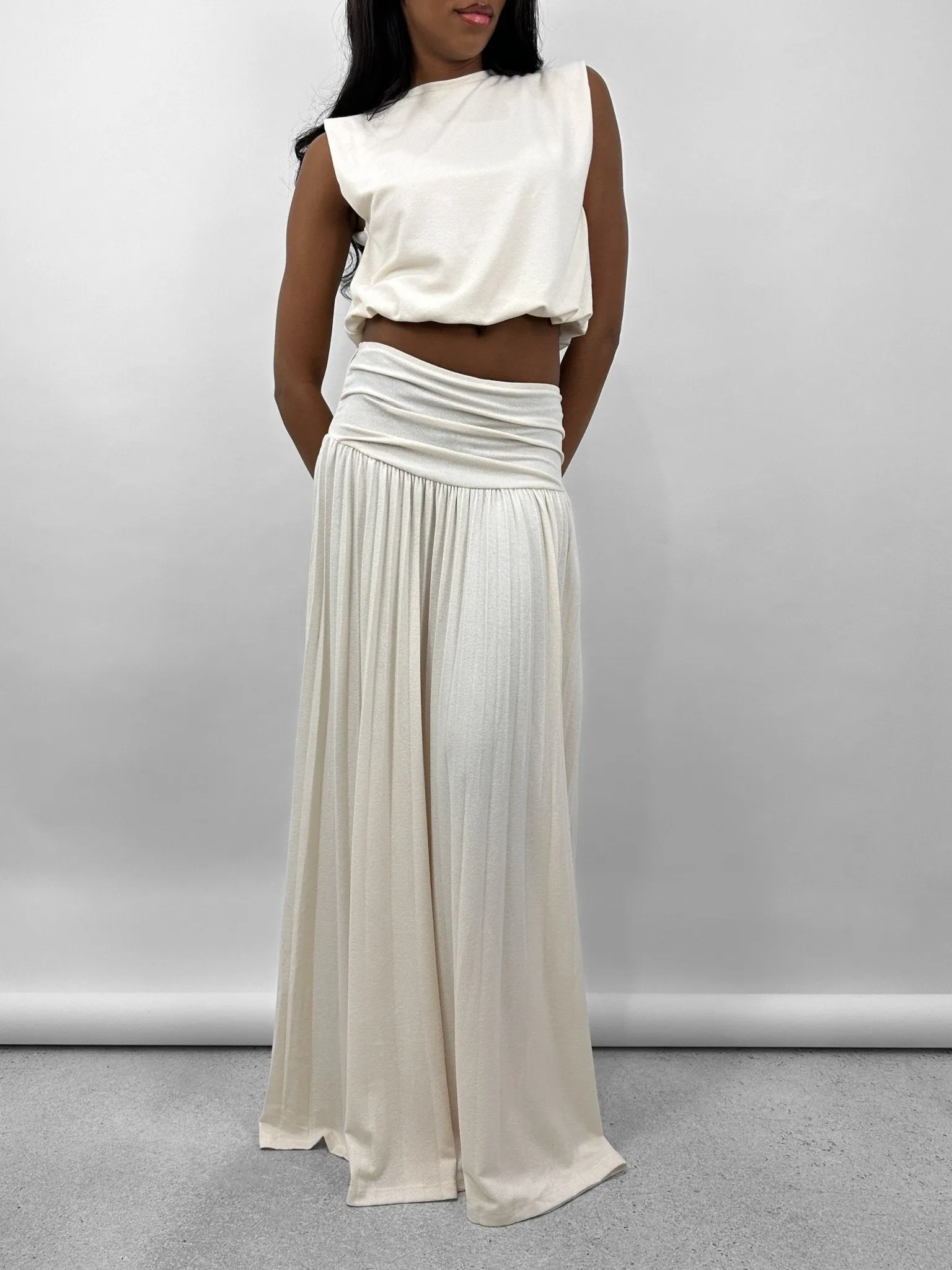 Ruche Waist Pleated Maxi Skirt