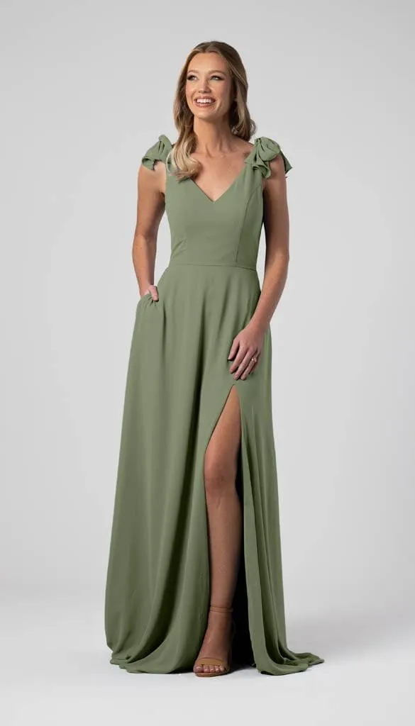 Sample Leah Size 22