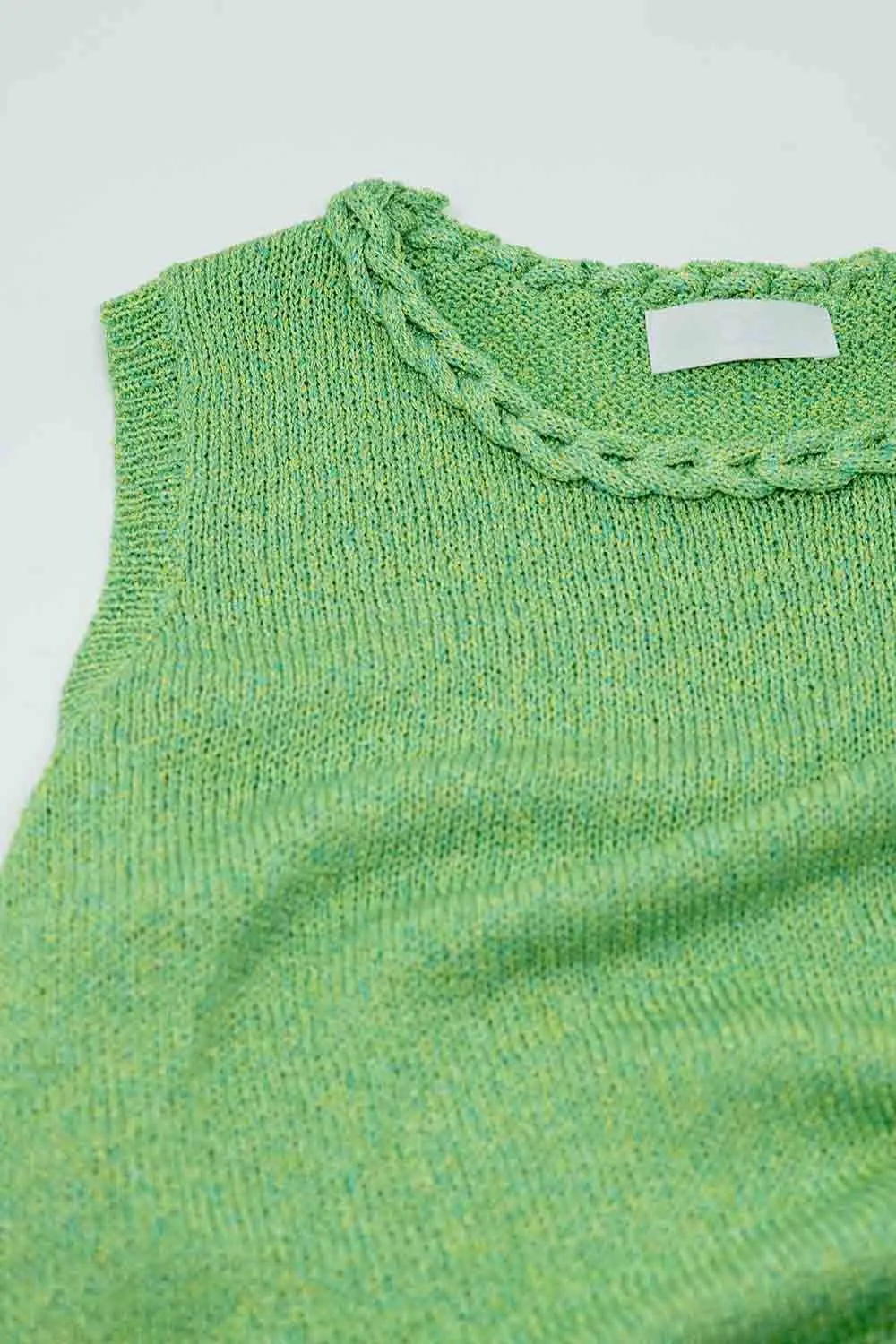 Sleeveless Green Sweater With Crew Neckline And Braid Detail At Neckline