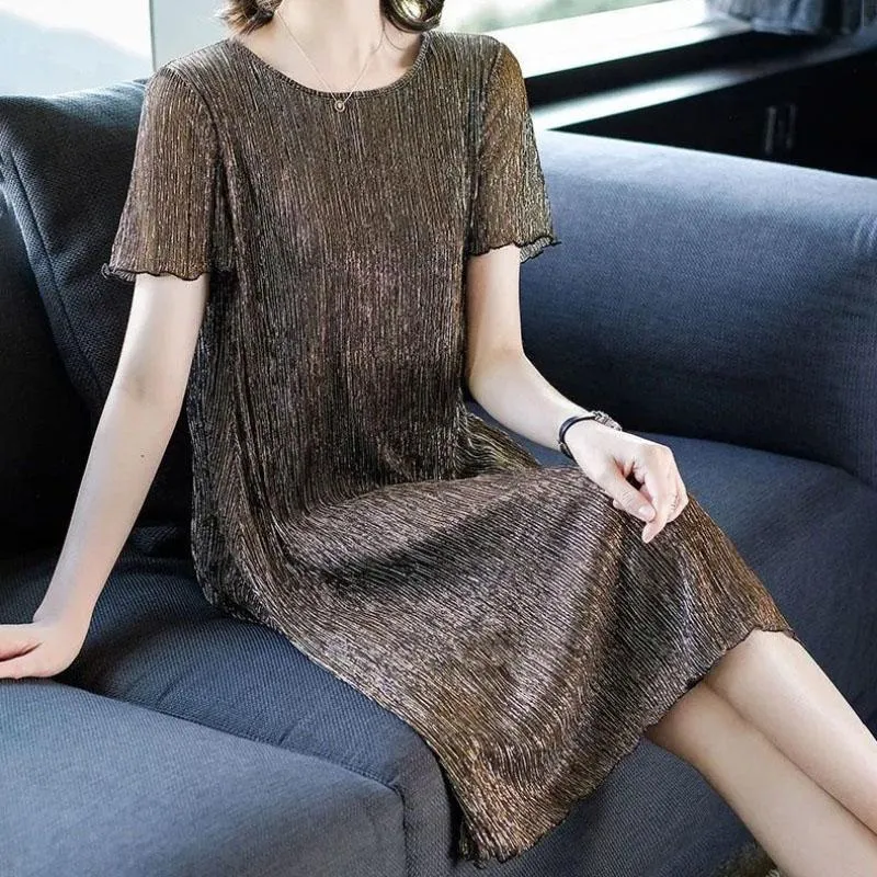 Summer Women Long Large Size Dresses Short Sleeves Solid Color Over-the-knee Long Skirts Casual Women's Pleated Skirts
