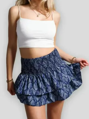 Summery pleated skirt with flowers