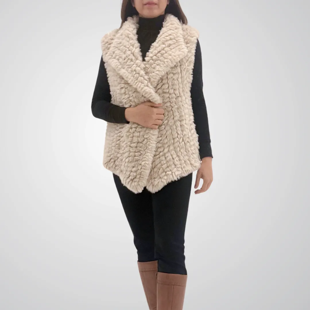 THSP1061: Ivory: Plush Faux Fur Vest