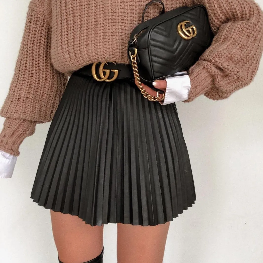 Trendy draped pleated knitted mini skirts