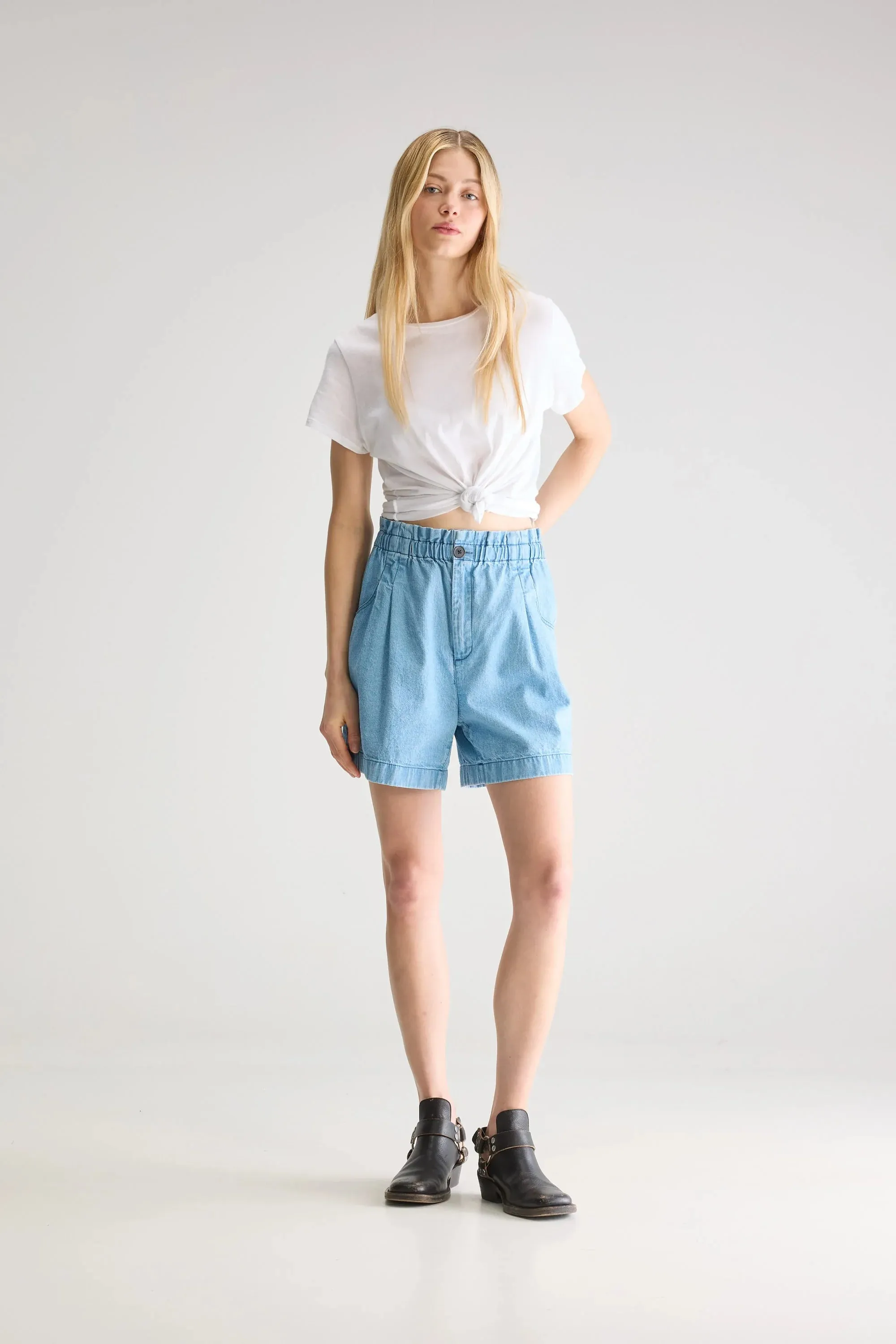 Willa Shorts - Blue Bleach