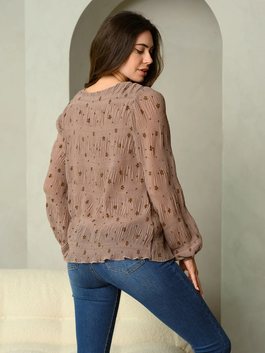WOMEN'S DITSY FLORAL PRINT V-NECK CRINKLE PLEATING TOP
