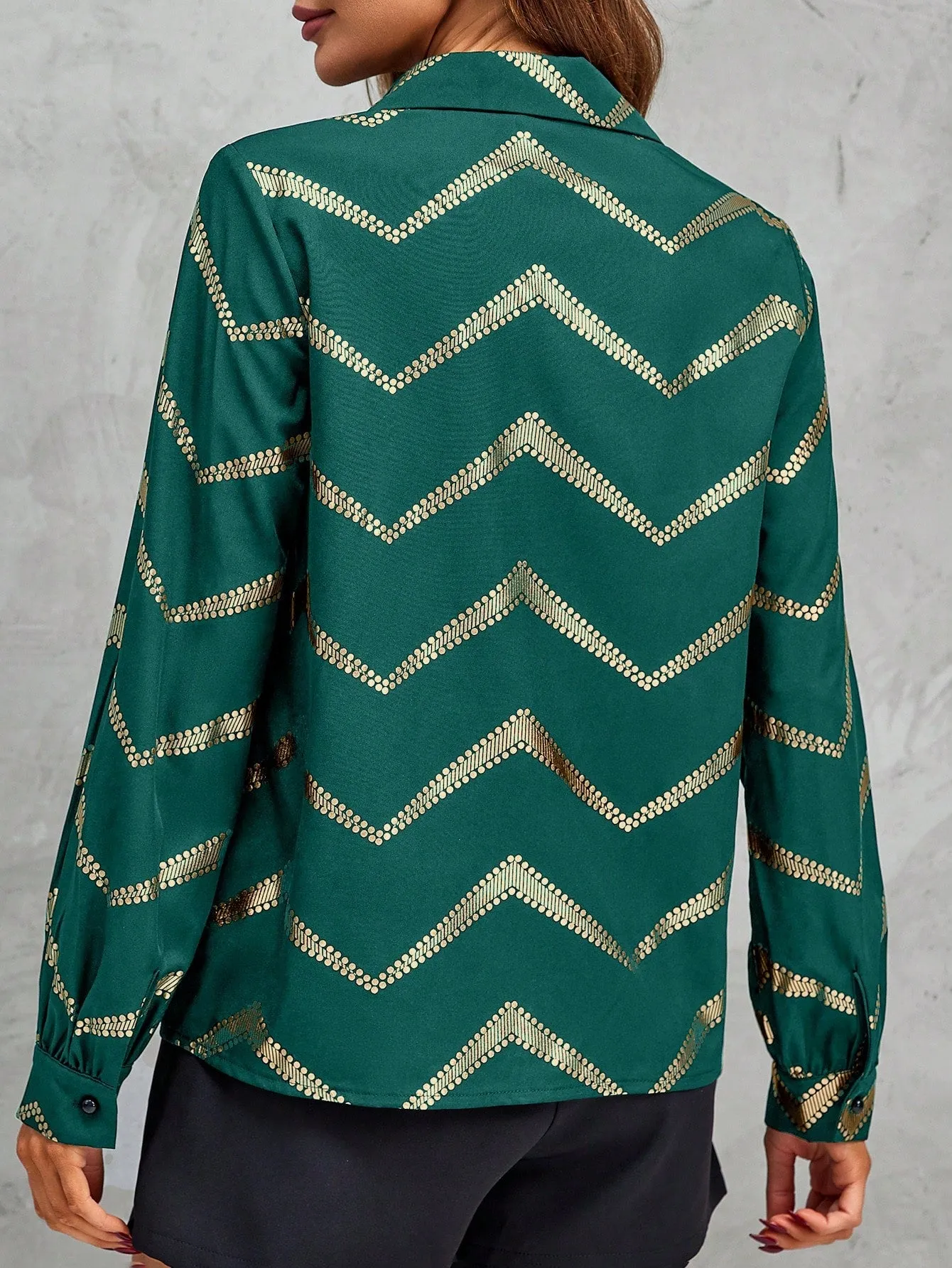 Women'S Lantern Sleeve Shirt With Gold Printed Pattern