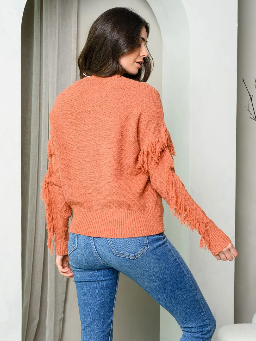 WOMEN'S LONG SLEEVE KNIT SWEATER